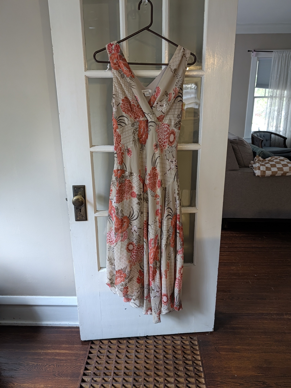 Dressbarn Women's Tan Floral Slip Dress Sz 8 Midi V-Neck Sleeveless Church